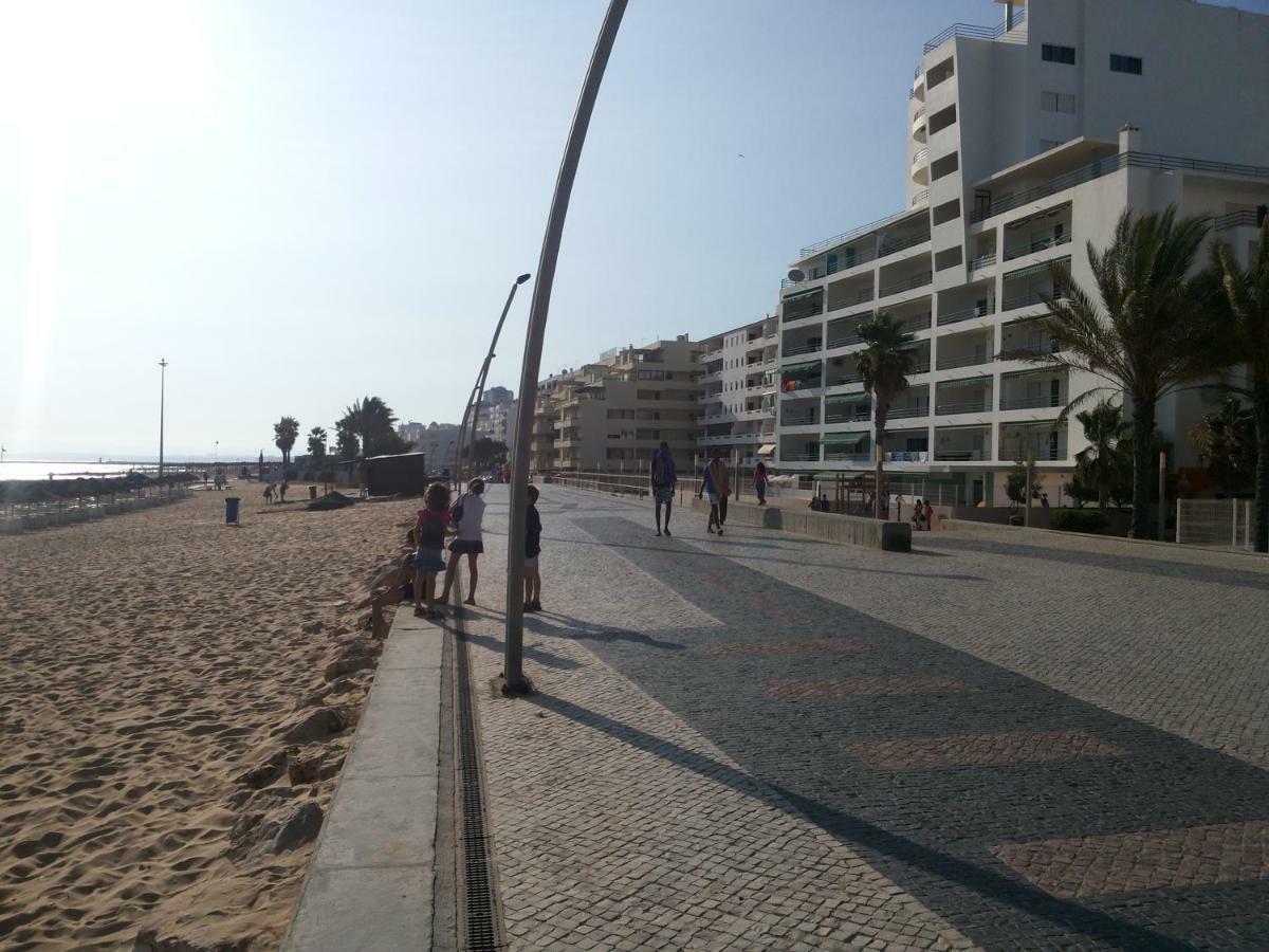 Regueiro Quarteira Beach Apartment Bagian luar foto